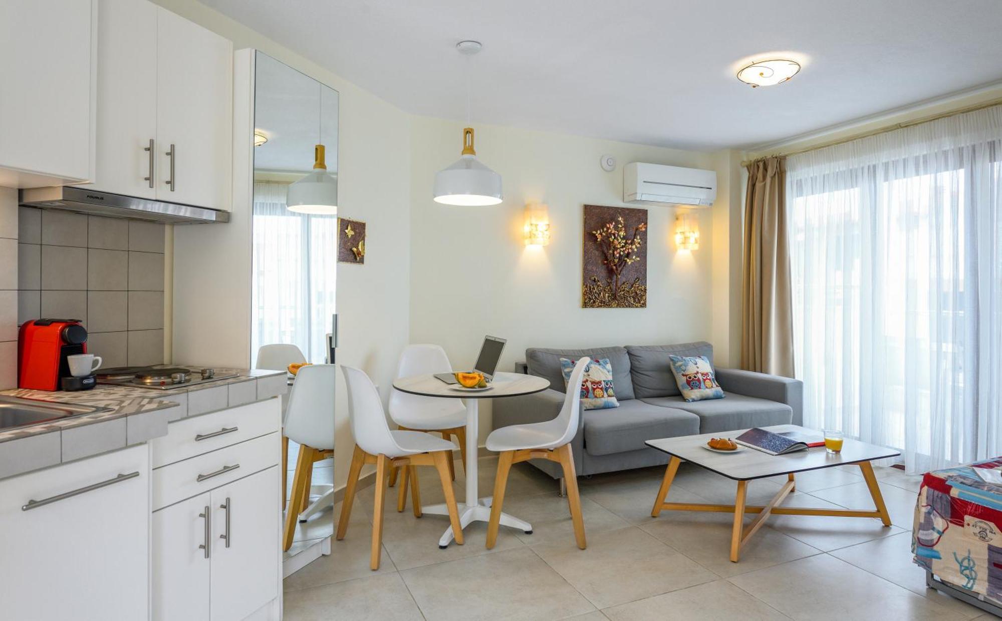 נאה פוטידאה Elpiniki Luxury Apartments מראה חיצוני תמונה