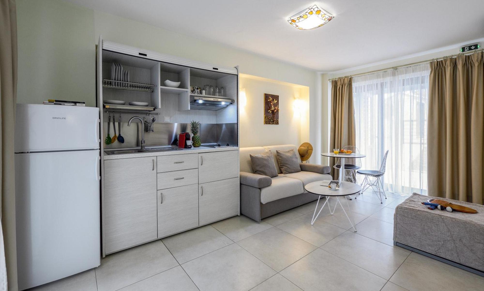 נאה פוטידאה Elpiniki Luxury Apartments מראה חיצוני תמונה